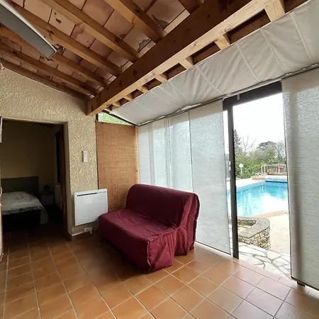 Les Du Mas Des Cigales Holiday home *