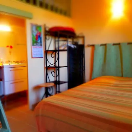 Les Du Mas Des Cigales