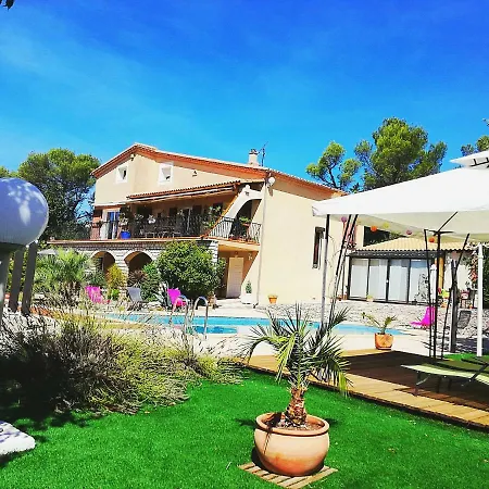 Les Du Mas Des Cigales Holiday home