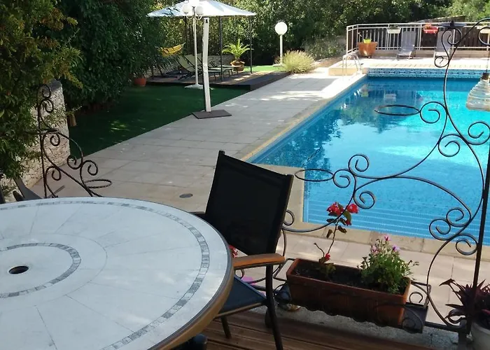 Les Du Mas Des Cigales Сasa de vacaciones Nimes